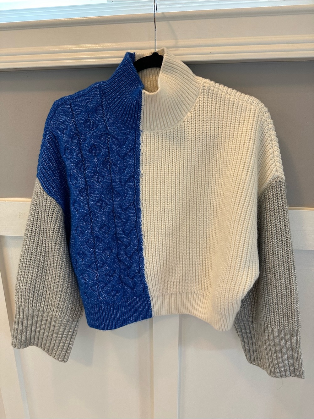 Express XS Colorblock Cable Knit Turtleneck Sweater - Blue, Cream & Gray